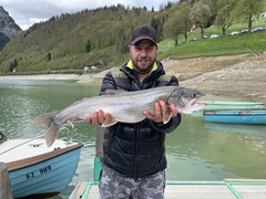 Namaycush 69 cm
gefangen am 14.05.2021