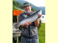 Regenbogenforelle 58 cm
gefangen am 31.08.2021
