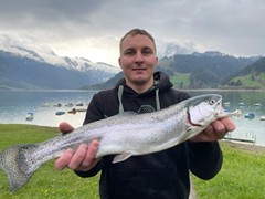 Regenbogenforelle 56cm
gefangen am: 30.04.2022