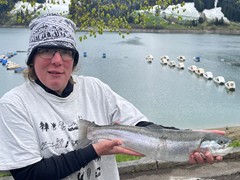 Regenbogen Forelle 50 cm
gefangen am: 18.04.2024
