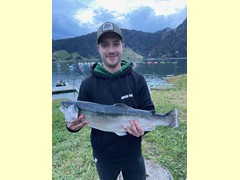 Regenbogen Forelle 64 cm
gefangen am: 07.10.2024