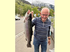 Regenbogenforelle 59 cm
gefangen am: 17.05.2026
